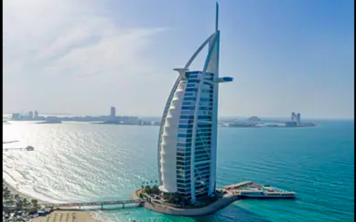 3D design Burj al arab - Tinkercad
