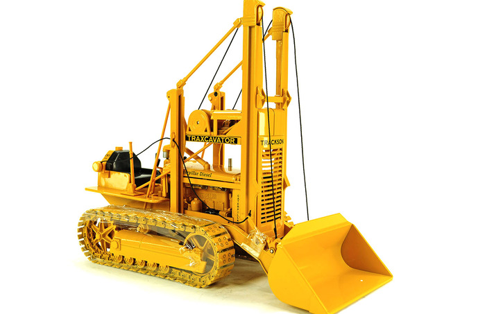 Trackson Loader 3D design Caterpillar D2 with trackson loader - Tinkercad
