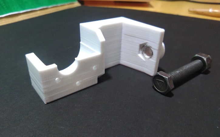 3D design motor holder - Tinkercad